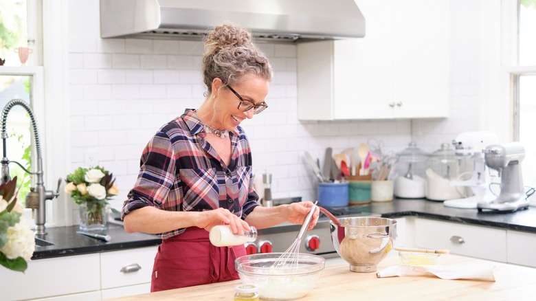 Zoë Francois Talks Cooking Shows And Shares Her Best Baking Tips ...