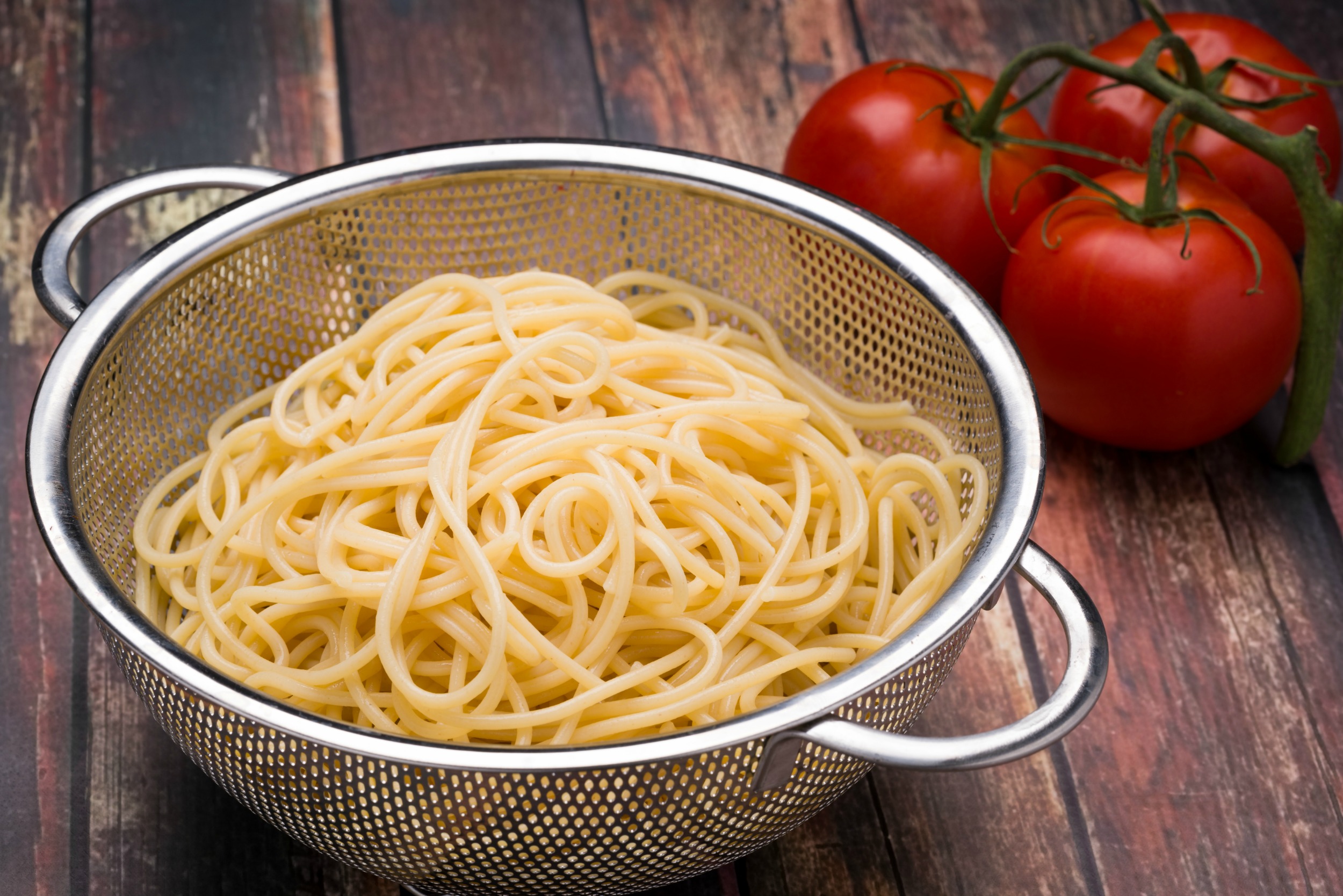 10 Mistakes Everyone Makes When Cooking Pasta